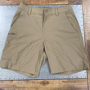 Men’s quick dry Under Armor fishing shorts.